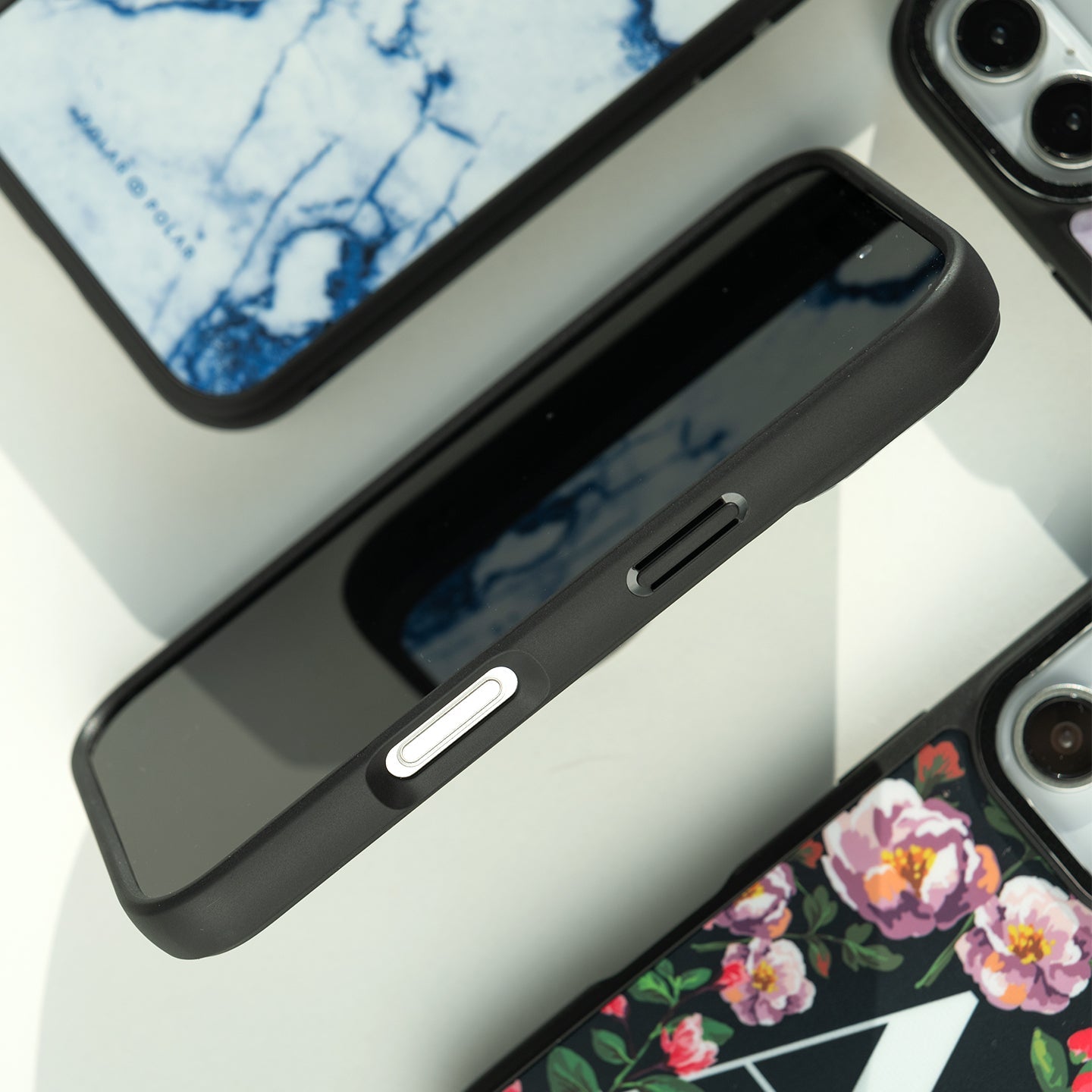 米色水磨石 - iPhone 16 Pro Max 黑磨砂防摔 MagSafe 手機殼
