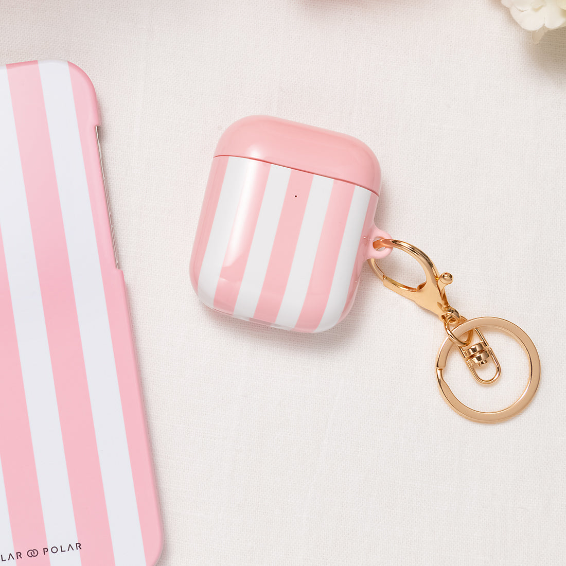 淺粉紅色直紋 AirPods 型號